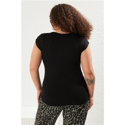 Siyah Kaşkorse Fitted/Vücuda Oturan Örme Büyük Beden Bluz TBBSS25AF00011