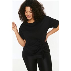 Siyah Bisiklet Yaka Büzgü Detaylı %100 Pamuk Örme T-Shirt TBBSS22TS2293
