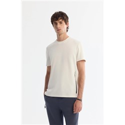 Ekru Bisiklet Yaka Baskılı Elastan T-Shirt