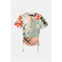 Camiseta slim fruncible