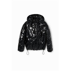 Chaqueta oversize acolchada vinilo