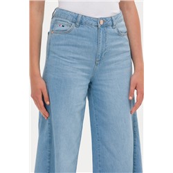 Kadın Açık Mavi Flare Cropped Fit Jean Pantolon