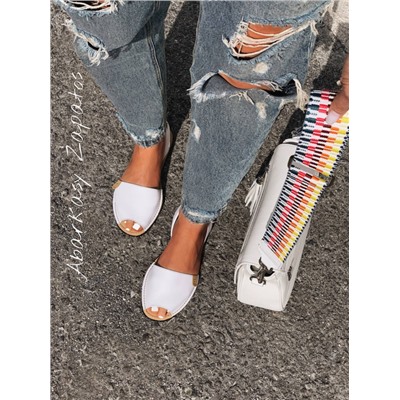 AB. Zapatos 320 blanco