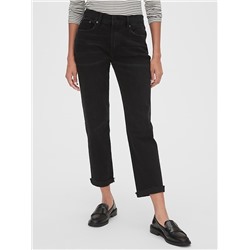 Mid Rise Girlfriend Jeans with Raw Hem
