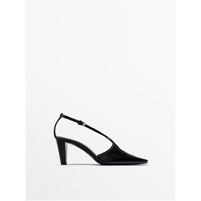 Zapato tacón tiras cruzadas