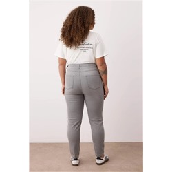 Gri Yüksek Bel Büyük Beden Skinny Jeans TBBAW26CJ00035