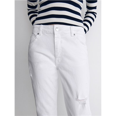 Stretch-Jeans im Boyfriend-Fit
