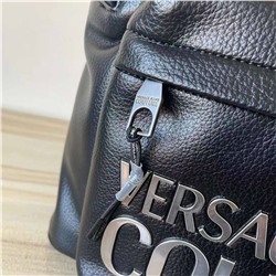 Большой мужской рюкзак Versac*e Jean*s Coutur*e 💛  По качеству все как у оригинала. Не отличить.