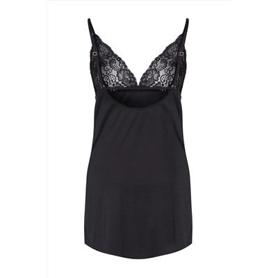 Siyah Pencere/Cut Out Detaylı İp Askılı Örme Büyük Beden Babydoll TBBAW25DH00000