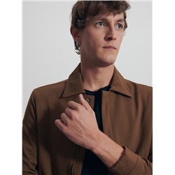 Jacke mit hohem Viskoseanteil
