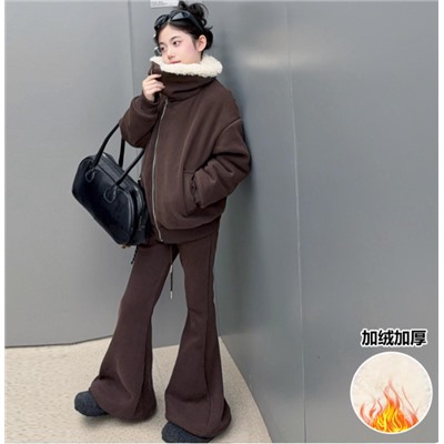 Теплый костюм для девочек