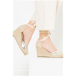 Sandalias de cuña Dorado