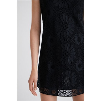 Vestido mini encaje