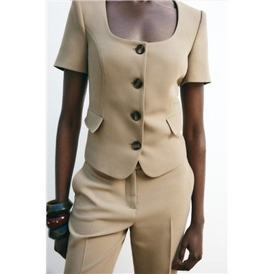 SHORT SLEEVE BLAZER WITH SHOULDER PADS