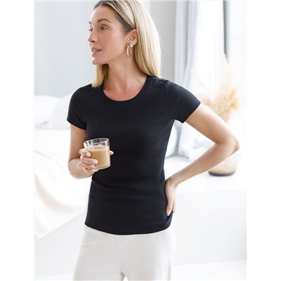 Футболка из фактурного трикотажа в рубчик