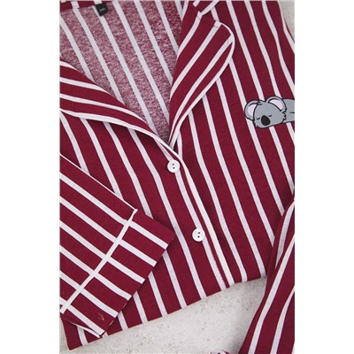 Kırmızı Çizgili Gömlek Yaka Biyeli Örme Pijama Takımı TBBAW25AI00052