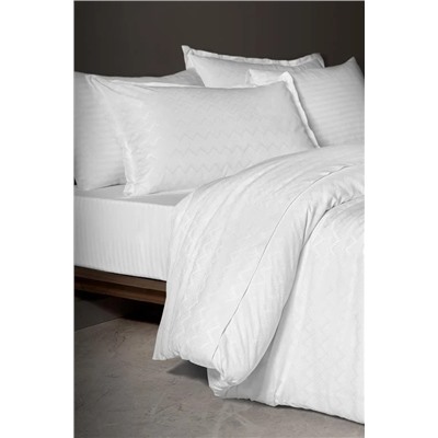 Wissale King Size Jakarlı Saten Nevresim Takımı - Beyaz
