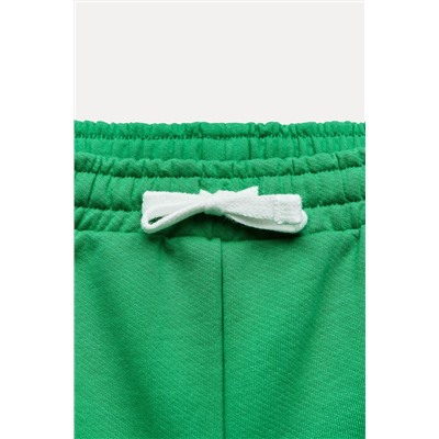 VARSITY SHORTS WITH SLOGAN