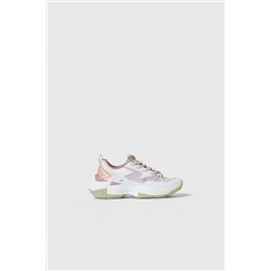 KIDS/ ZAPATILLA DEPORTIVA SUELA VOLUMEN