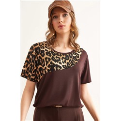 Olalook, Kadın Acı Kahve Yaka Leopar Detaylı Örme Viskon Tişört TSH-19000836