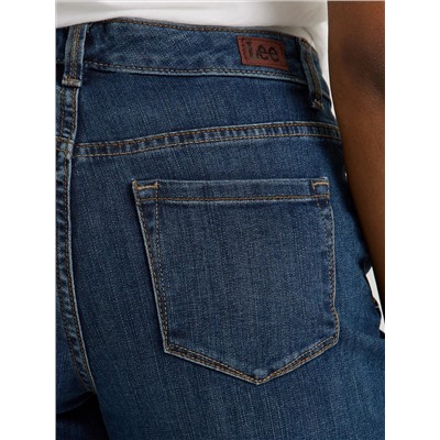 WOMEN'S INSTANTLY SLIMS RELAXED FIT STRAIGHT LEG JEAN IN ELLIS