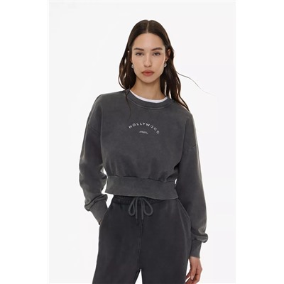 Acid wash cropped sweatshirt