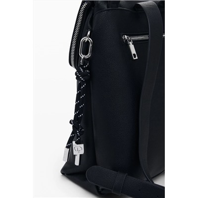 Mochila logo 3D mediana