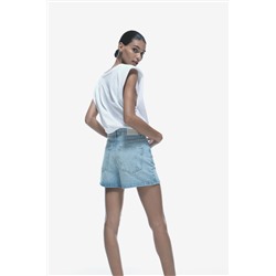 T-SHIRT WITH V-NECKLINE AND SHOULDER PADS