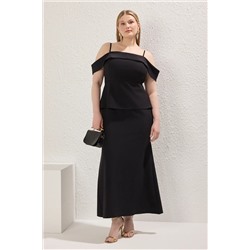 Trendyol Curve Siyah Kare Yaka Düşük Kol Şık/Gece Dokuma Büyük Beden Elbise TBBSS25AH00147