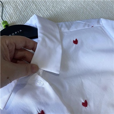 Женская рубашка с вышитыми сердечками, экспорт  💋 Cach*e Cach*e Цена на оф.сайте 36€