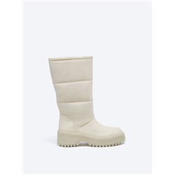 KNEE-HIGH SNOW BOOTS