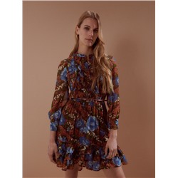 Gemustertes kleid