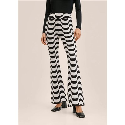 Pantalón punto acampanado -  Mujer | MANGO OUTLET Melilla