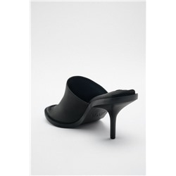 LEATHER HIGH-HEEL SANDALS