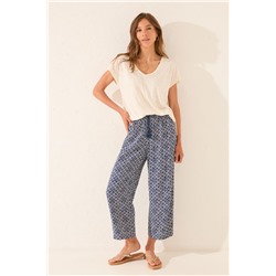 Pantalón Capri estampado sello