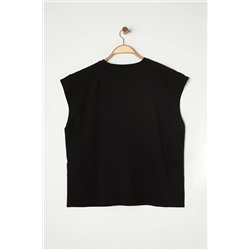 Siyah Regular Fit %100 Pamuk Örme Büyük Beden T-shirt TBBSS25BF00004