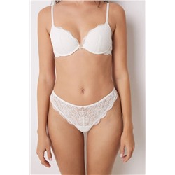 Tanga encaje blanco