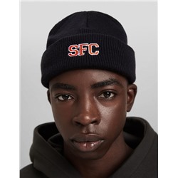 Short varsity beanie