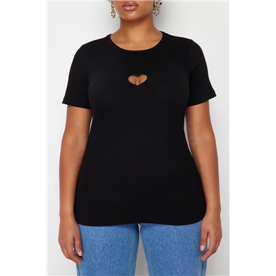 Siyah Slim Fit Kalpli Cut-Out Detaylı Fitilli %100 Pamuk Örme Büyük Beden T-shirt TBBSS24BF00006