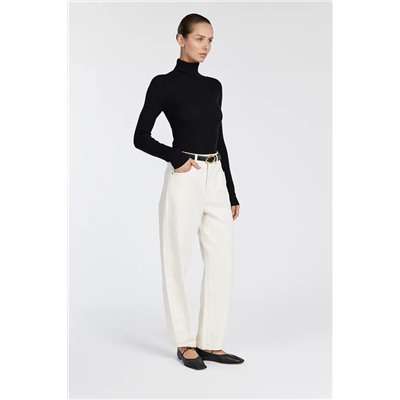 TANNER BLACK LONG SLEEVE TOP