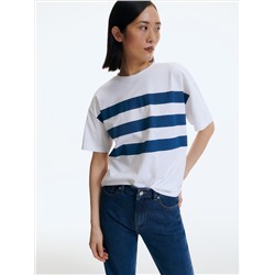 Übergroßes bedrucktes T-Shirt