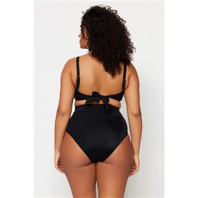 Siyah Yüksek Bel Verev Detaylı Büyük Beden Bikini Altı TBBSS23CR00010