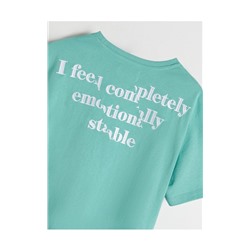 T-Shirt mit gesticktem Schriftzug