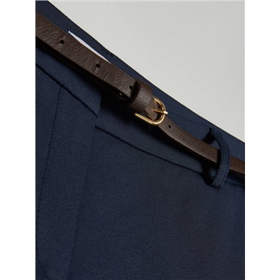 Chinohose mit Gürtel