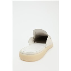 LEATHER MULES