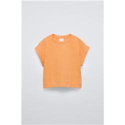 T-SHIRT WITH TURN-UP SLEEVES