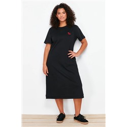 Siyah Nakış Detaylı Örme Maxi/Uzun %100 Pamuk T-shirt Elbise TBBSS24AH00084