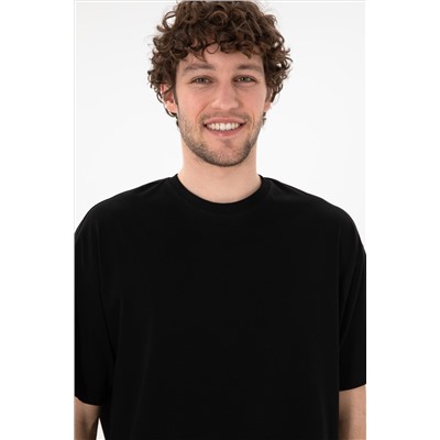 Erkek Oversize Fit Bisiklet Yaka Siyah Tişört