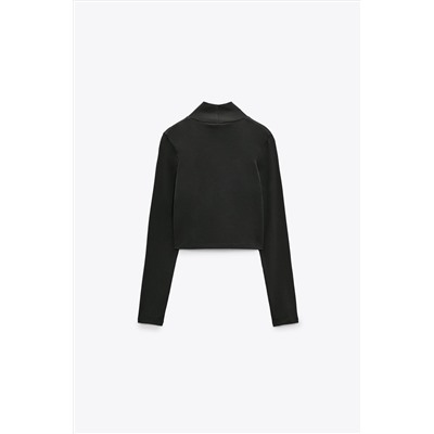 CAMISETA CROPPED PERKINS