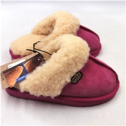 Детские тапочки Bea*r paw из натуральной коровьей замши  (У меня, кстати, такие натуральные угги, заказывала ещё в Америке, качество 🔥, фабрика китайская)
